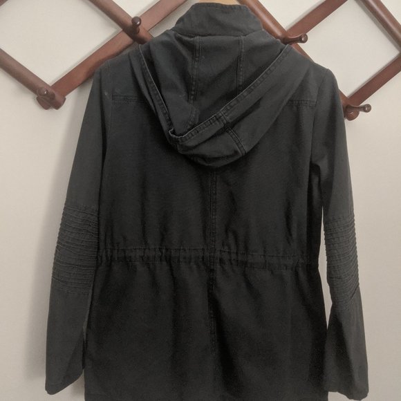 Light Weight Jacket - Picture 2 of 16